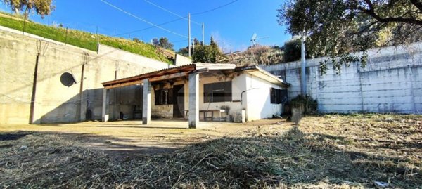 casa indipendente in vendita a Pizzo