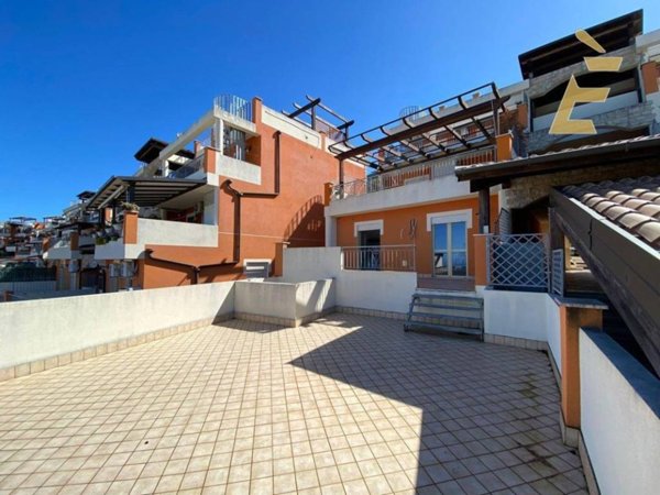 appartamento in vendita a Pizzo