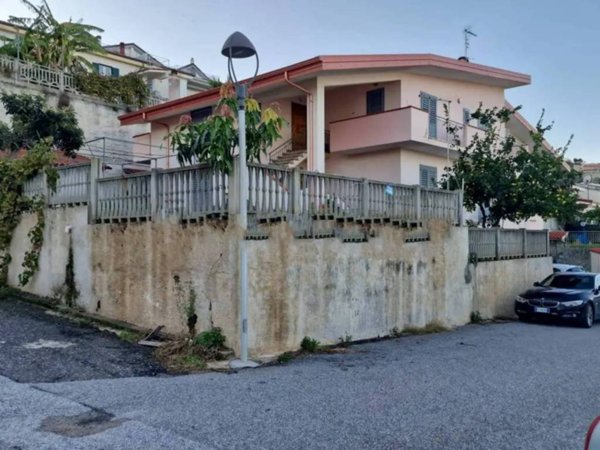 appartamento in vendita a Pizzo