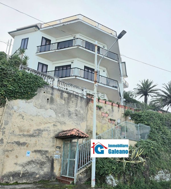 casa indipendente in vendita a Pizzo