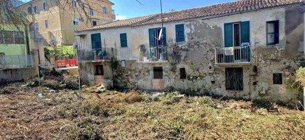casa indipendente in vendita a Pizzo