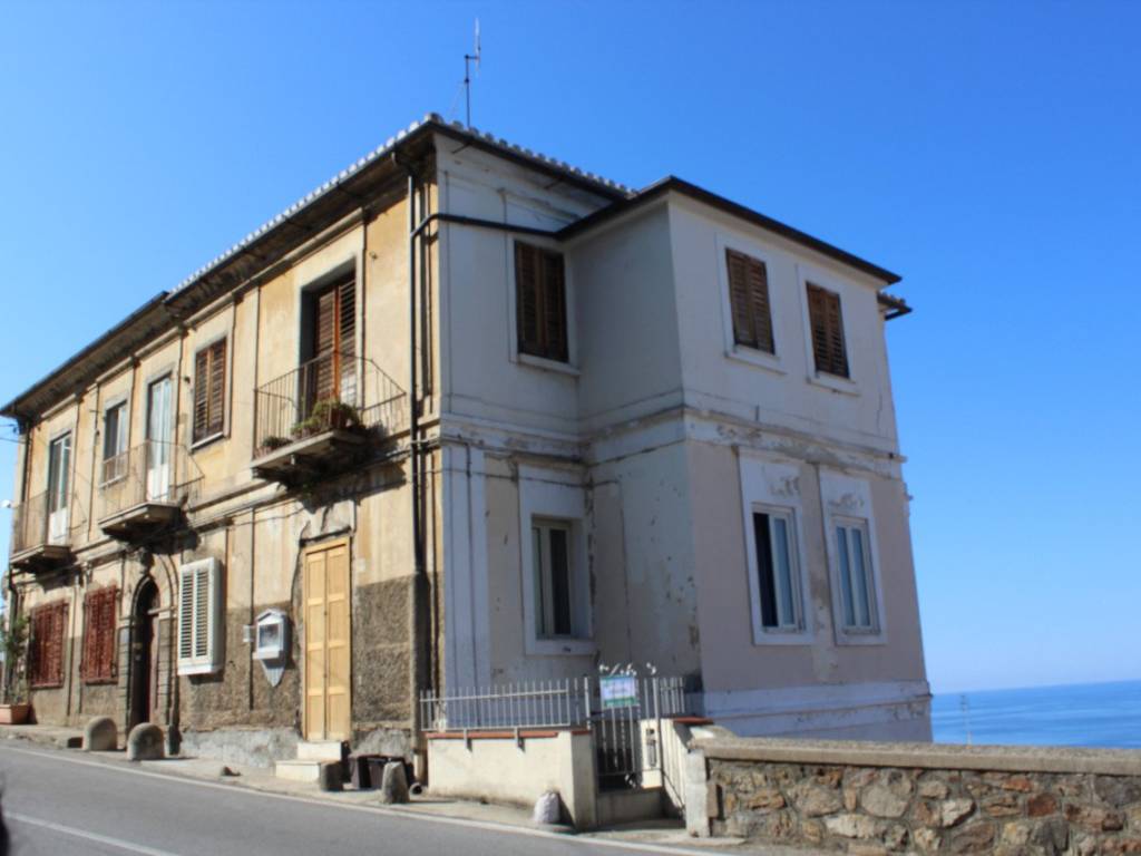 appartamento in vendita a Pizzo