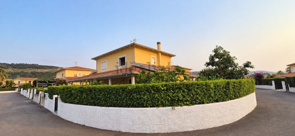 casa indipendente in vendita a Pizzo