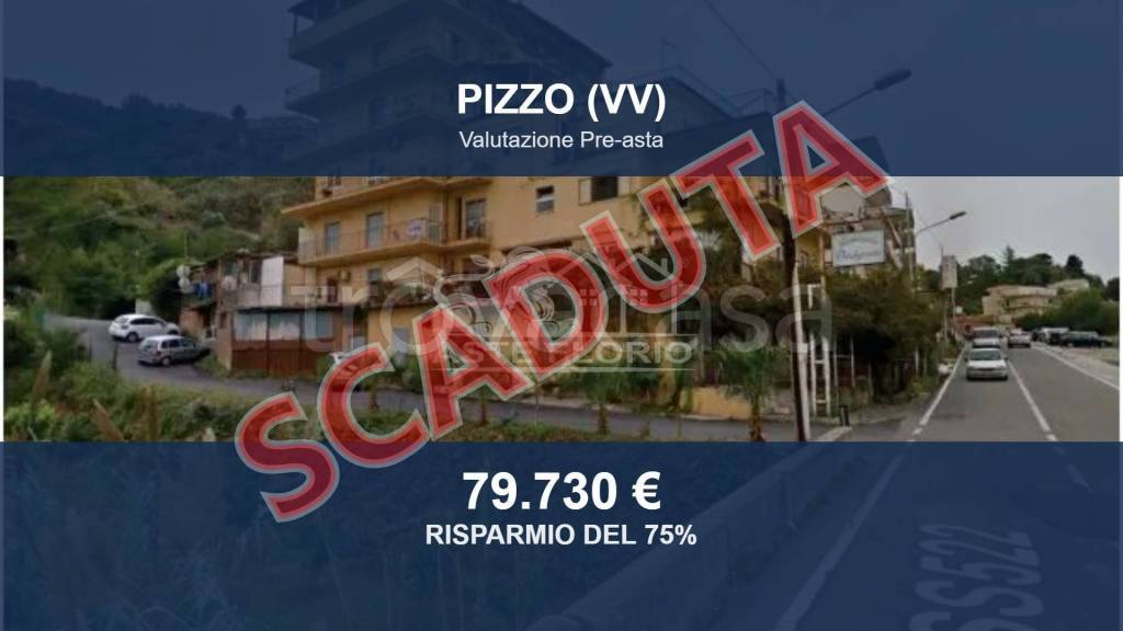 locale commerciale in vendita a Pizzo