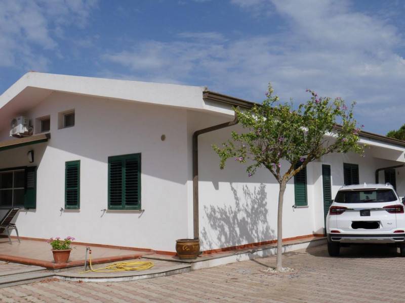 casa indipendente in vendita a Ricadi in zona Capo Vaticano