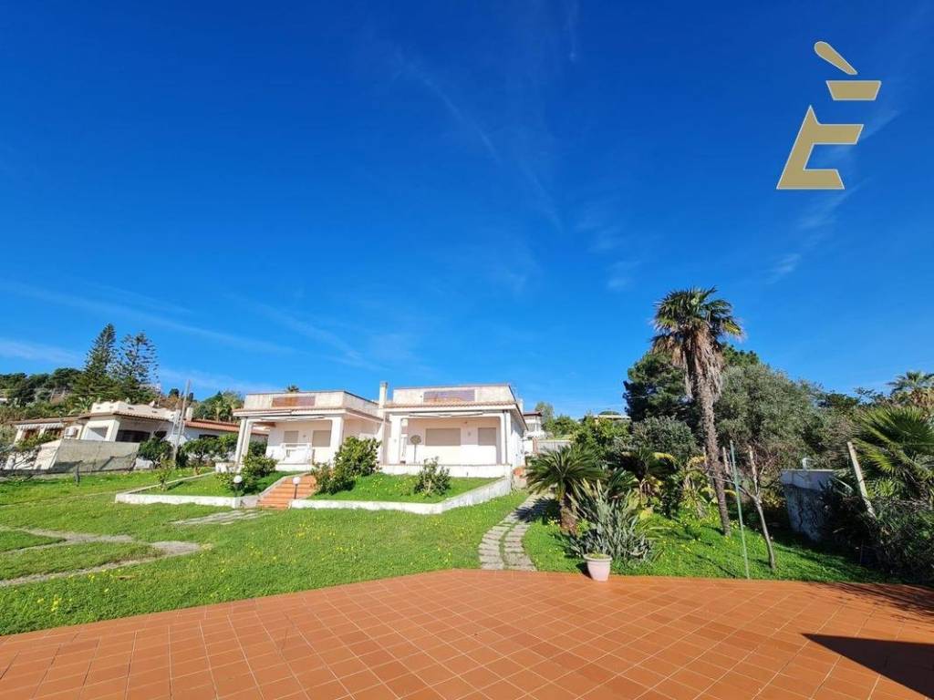 casa indipendente in vendita a Ricadi