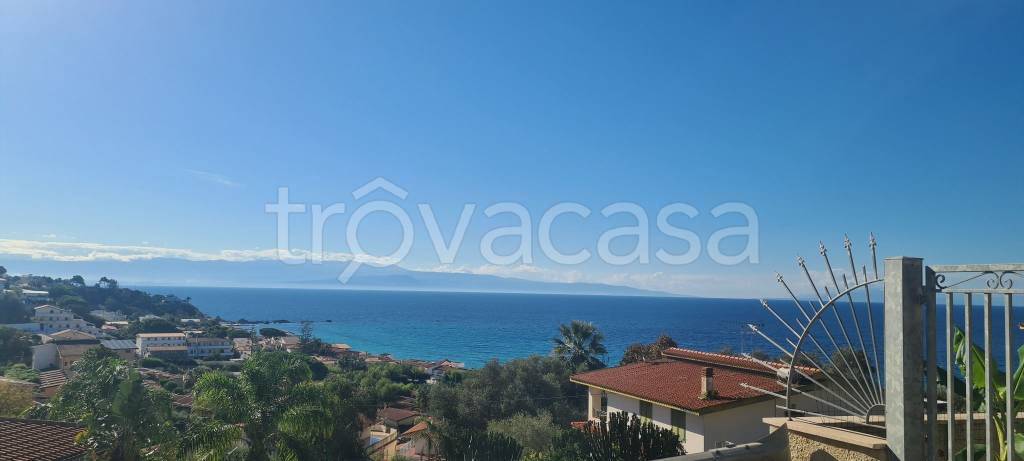 casa indipendente in vendita a Ricadi in zona Santa Maria