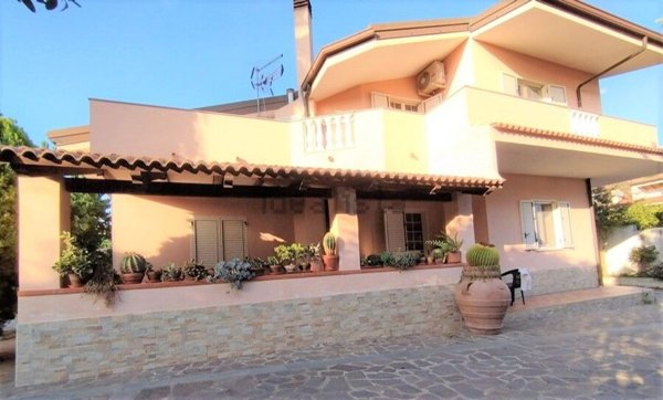 casa indipendente in vendita a Ricadi in zona Santa Maria