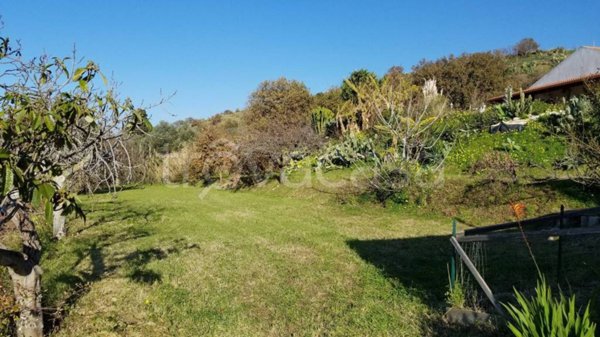 casa indipendente in vendita a Ricadi in zona Capo Vaticano