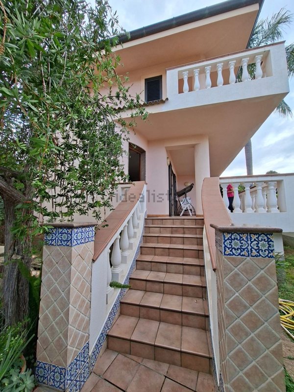 casa indipendente in vendita a Ricadi in zona Santa Domenica