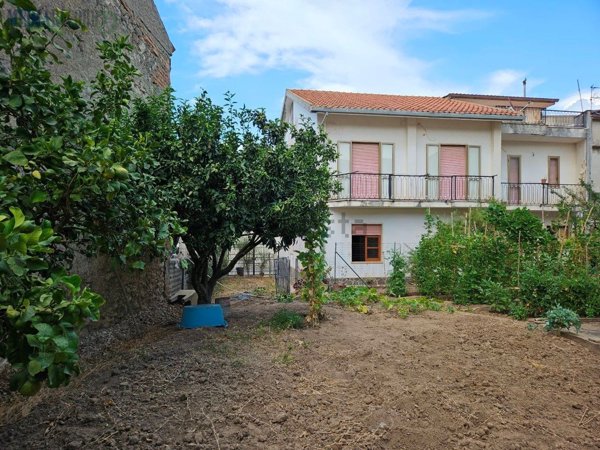 casa indipendente in vendita a Ricadi in zona Capo Vaticano