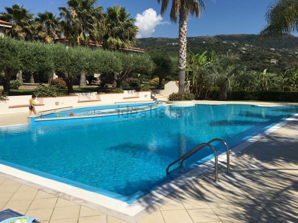 casa indipendente in vendita a Ricadi in zona Santa Maria