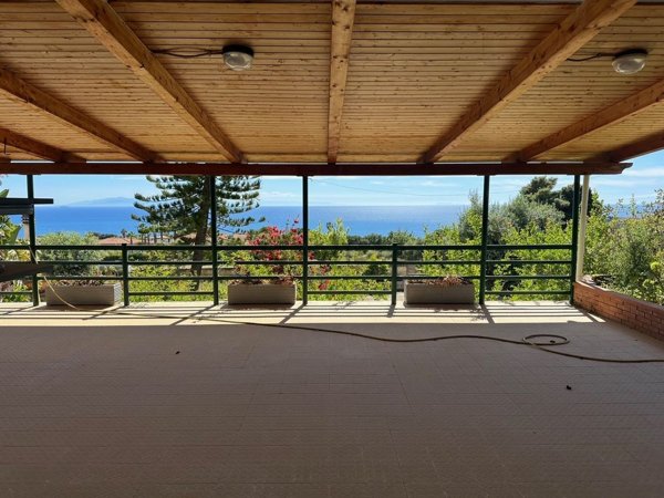 casa indipendente in vendita a Ricadi in zona Santa Maria