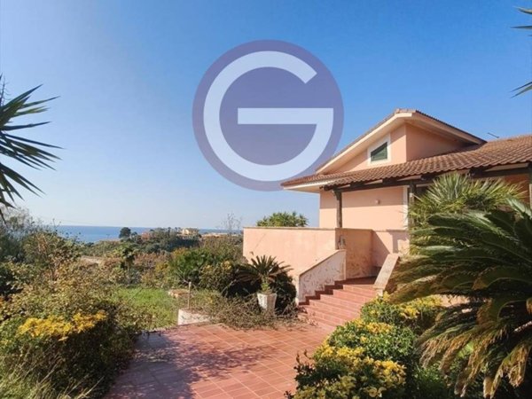 casa indipendente in vendita a Ricadi in zona San Nicolò