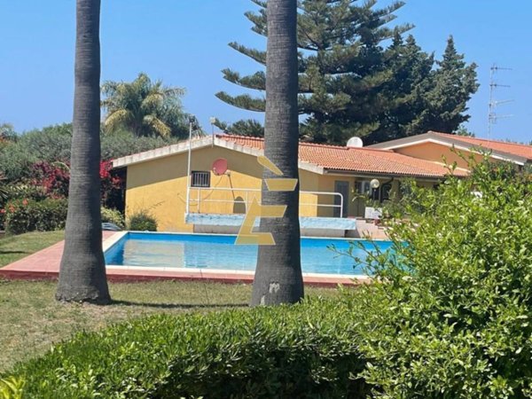 casa indipendente in vendita a Ricadi in zona Capo Vaticano