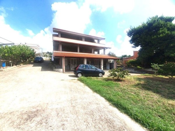 casa indipendente in vendita a Ricadi