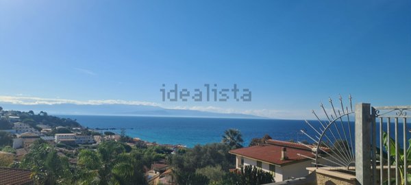 casa indipendente in vendita a Ricadi in zona Capo Vaticano