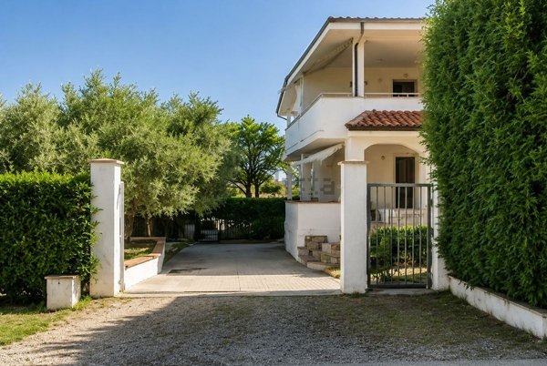 casa indipendente in vendita a Ricadi in zona Capo Vaticano
