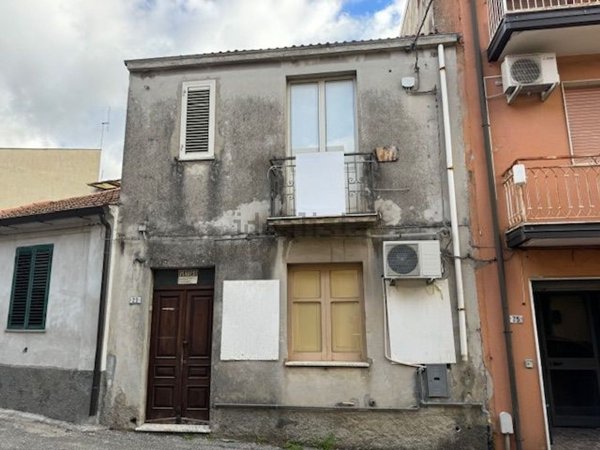 casa indipendente in vendita a Rombiolo
