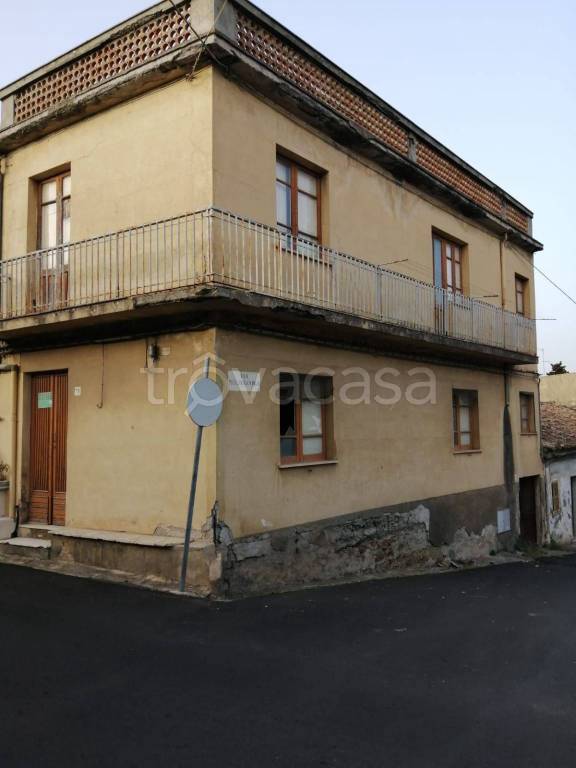 casa indipendente in vendita a Sant'Onofrio