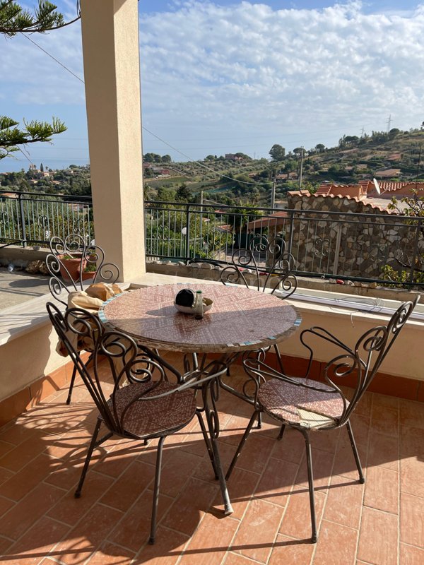 casa indipendente in vendita a Sant'Onofrio