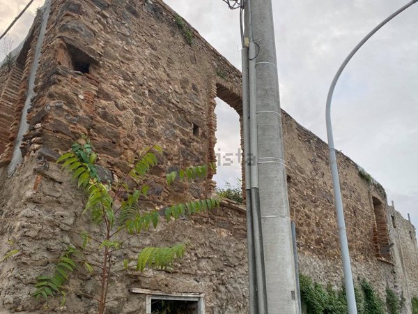 casa indipendente in vendita a Sant'Onofrio