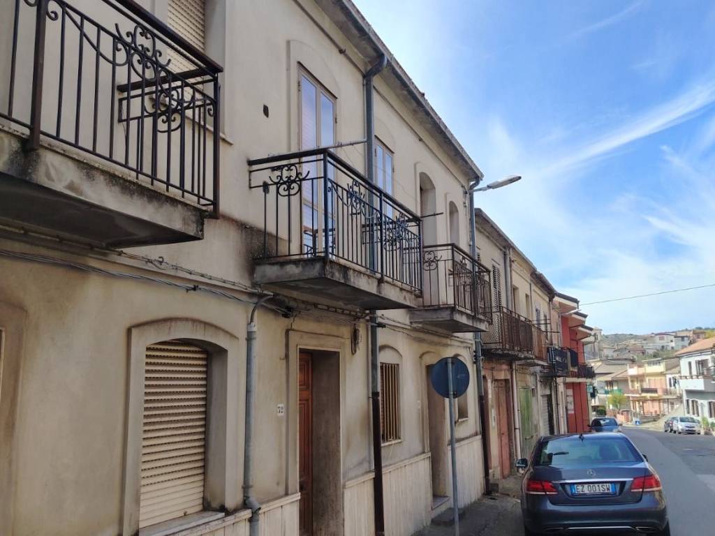 casa indipendente in vendita a Sant'Onofrio