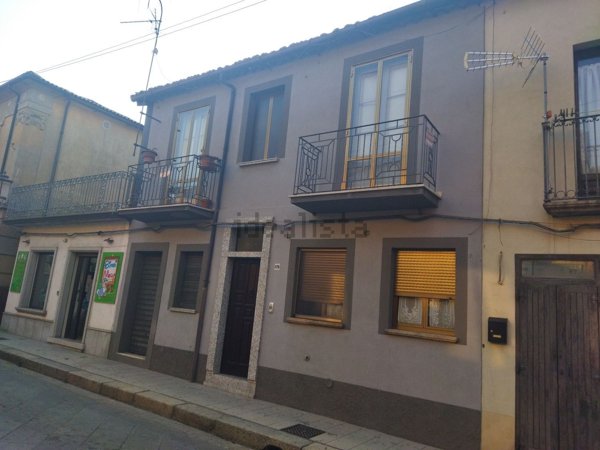casa indipendente in vendita a Serra San Bruno
