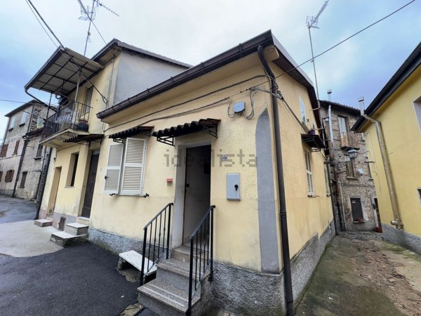 casa indipendente in vendita a Serra San Bruno