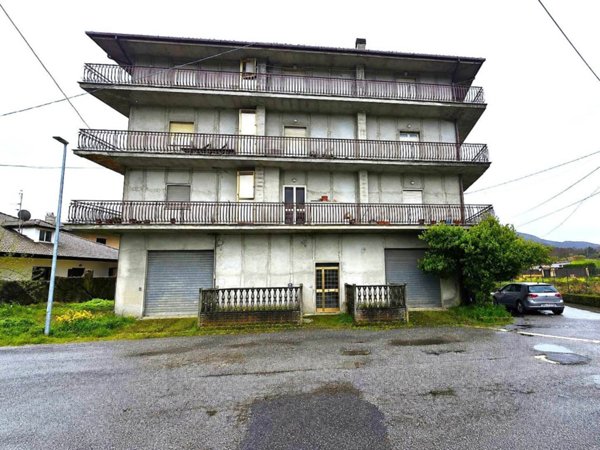 appartamento in vendita a Spadola