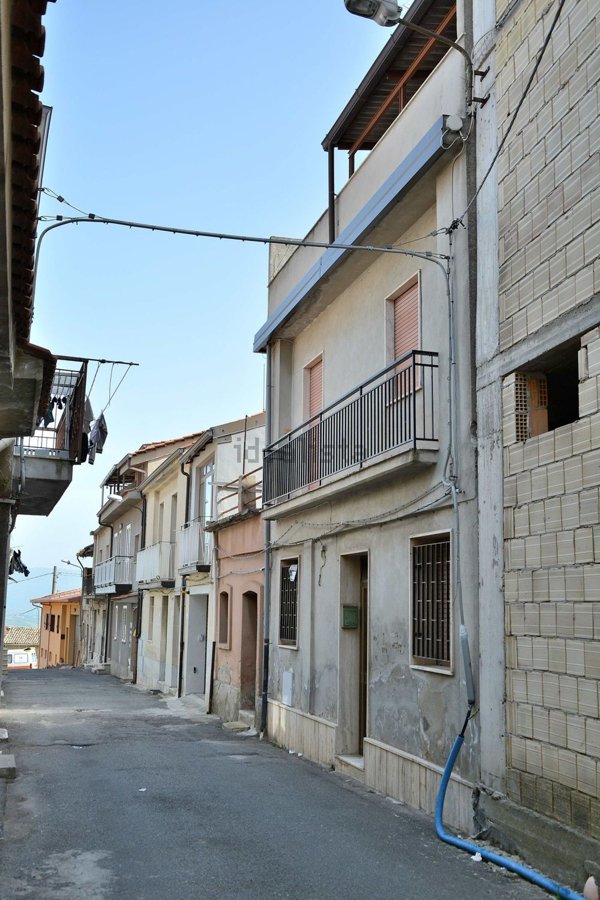 casa indipendente in vendita a Stefanaconi