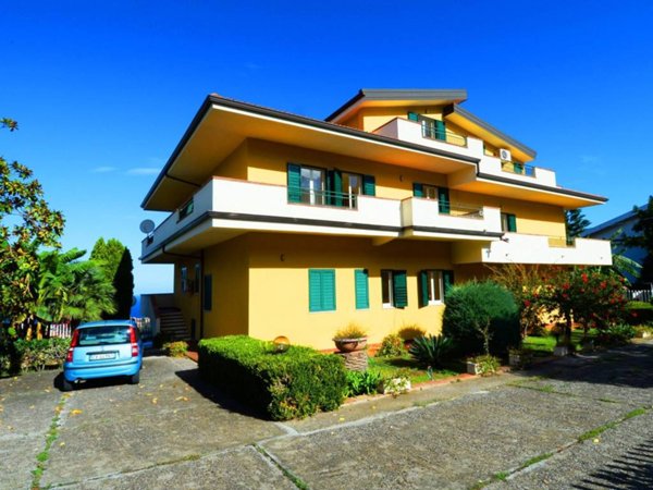 casa indipendente in vendita a Tropea