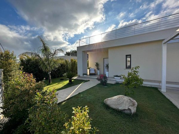 casa indipendente in vendita a Tropea