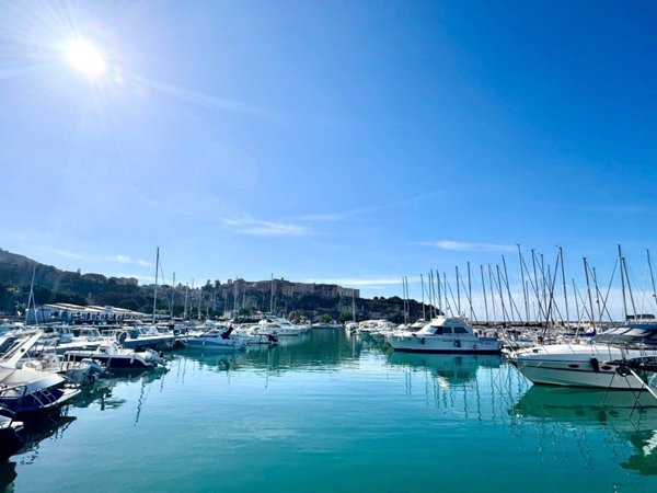 casa indipendente in vendita a Tropea