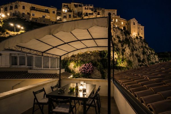 casa indipendente in vendita a Tropea