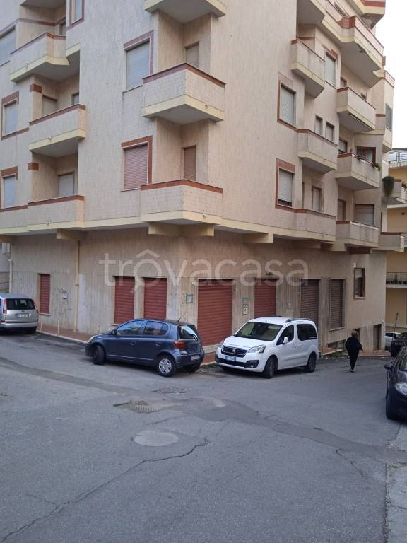 appartamento in vendita a Vibo Valentia in zona Piscopio