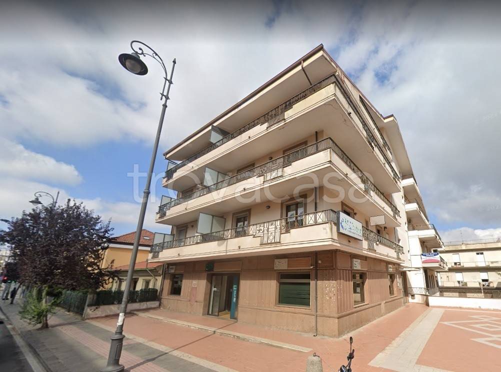negozio in vendita a Vibo Valentia