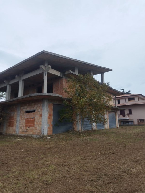 casa indipendente in vendita a Vibo Valentia in zona Vena Superiore