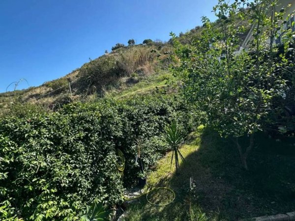 casa indipendente in vendita a Vibo Valentia