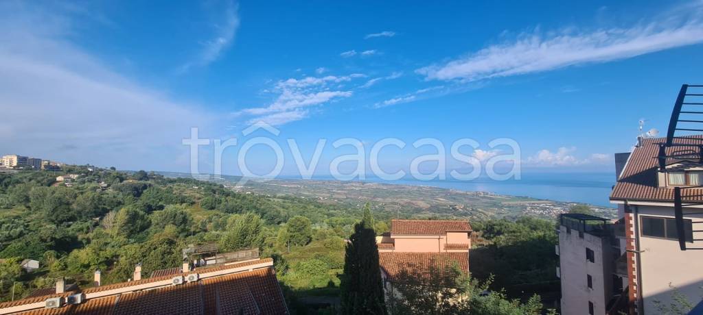 appartamento in vendita a Vibo Valentia in zona Centro Città