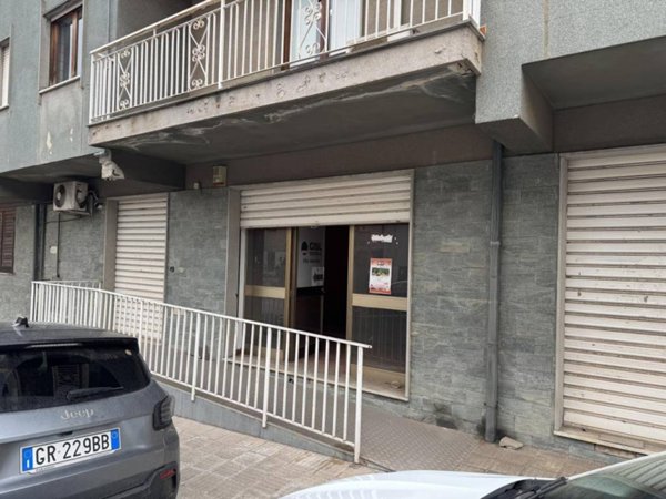 ufficio in vendita a Vibo Valentia in zona Centro Città