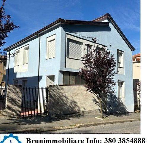casa indipendente in vendita a Vibo Valentia