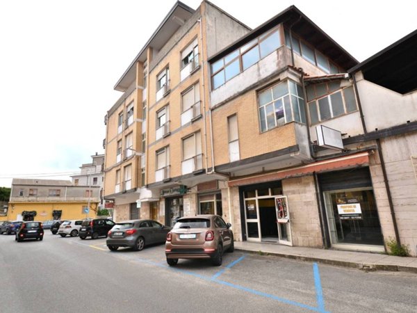 negozio in vendita a Vibo Valentia