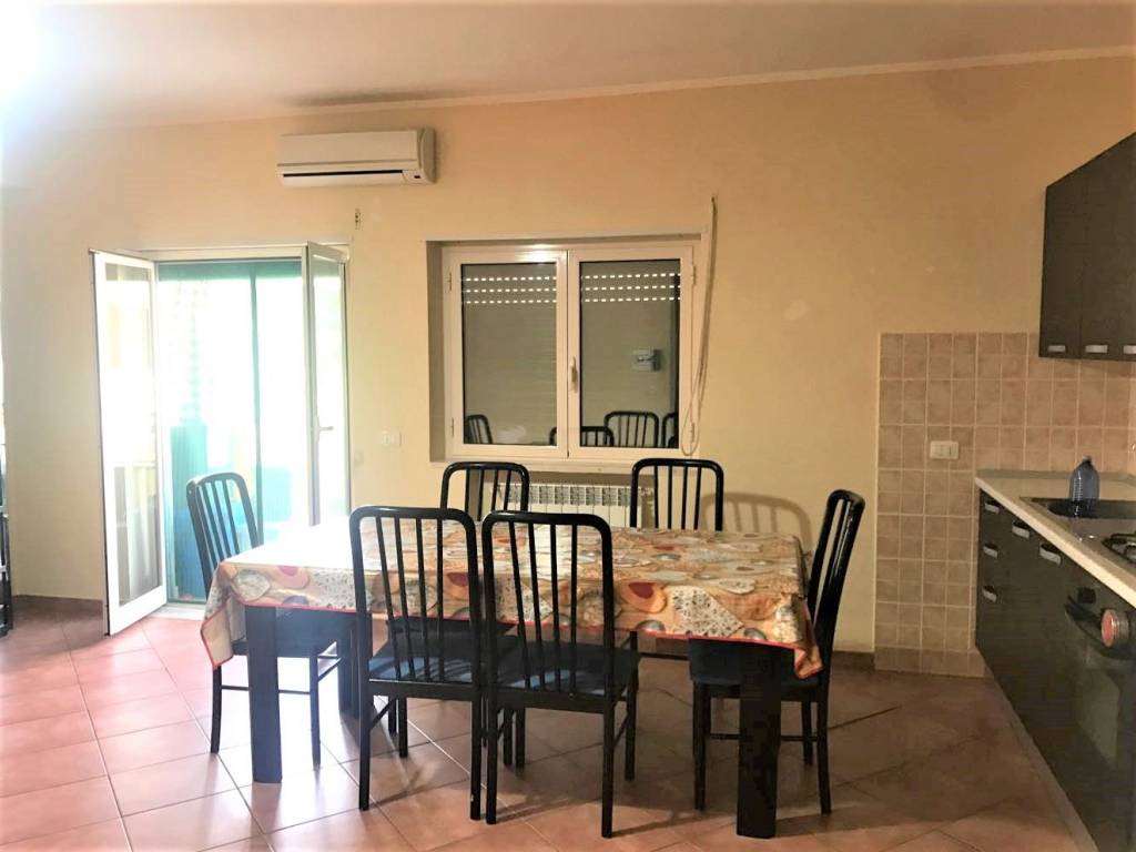 appartamento in vendita a Vibo Valentia in zona Longobardi