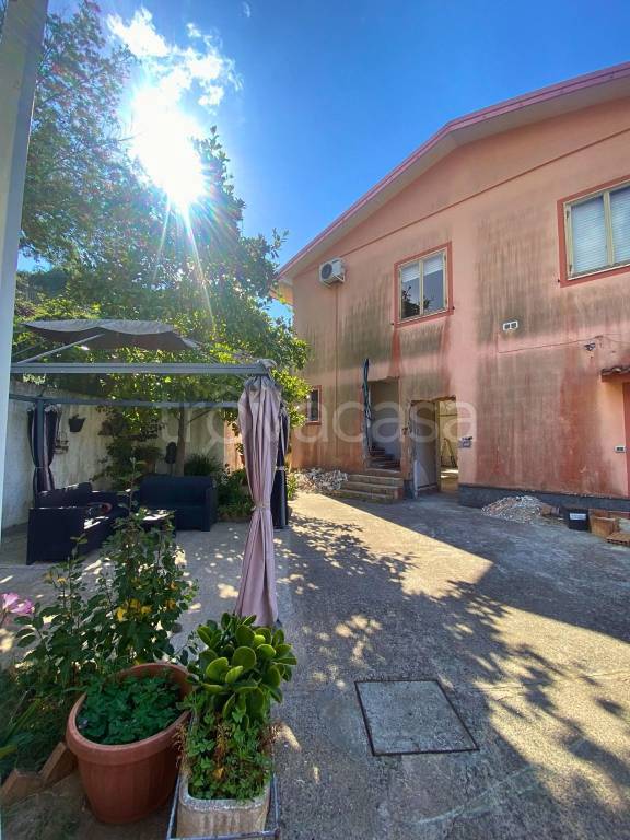 casa indipendente in vendita a Vibo Valentia