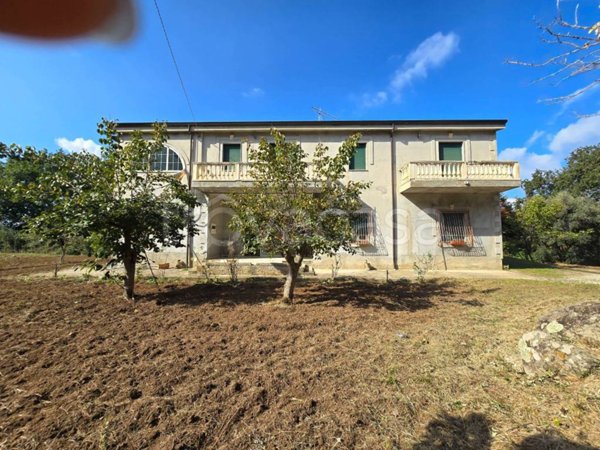 villa in vendita a Vibo Valentia in zona Longobardi