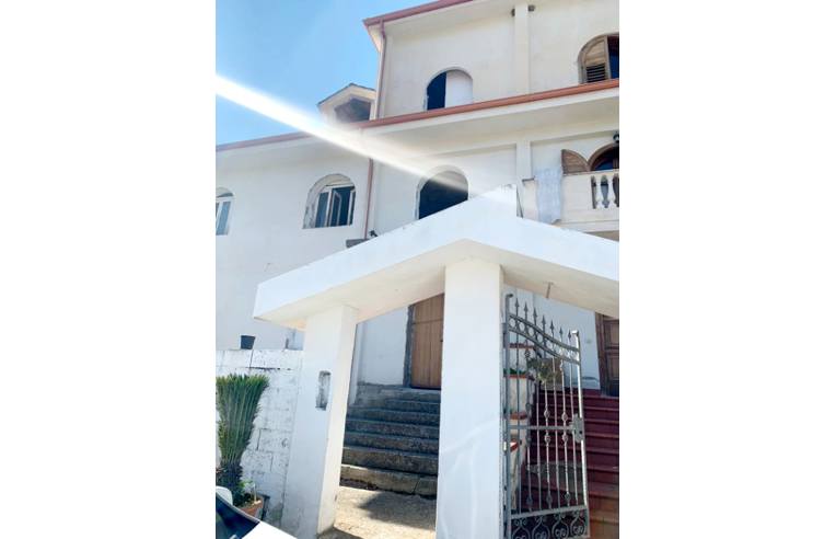 casa indipendente in vendita a Vibo Valentia in zona Vibo Marina