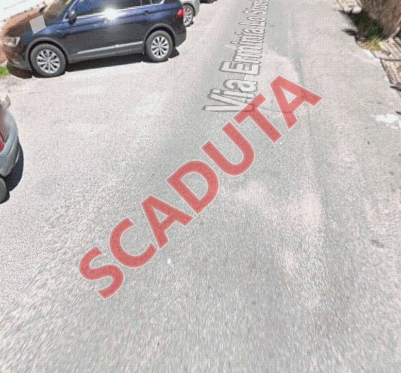 locale commerciale in vendita a Vibo Valentia in zona Centro Città