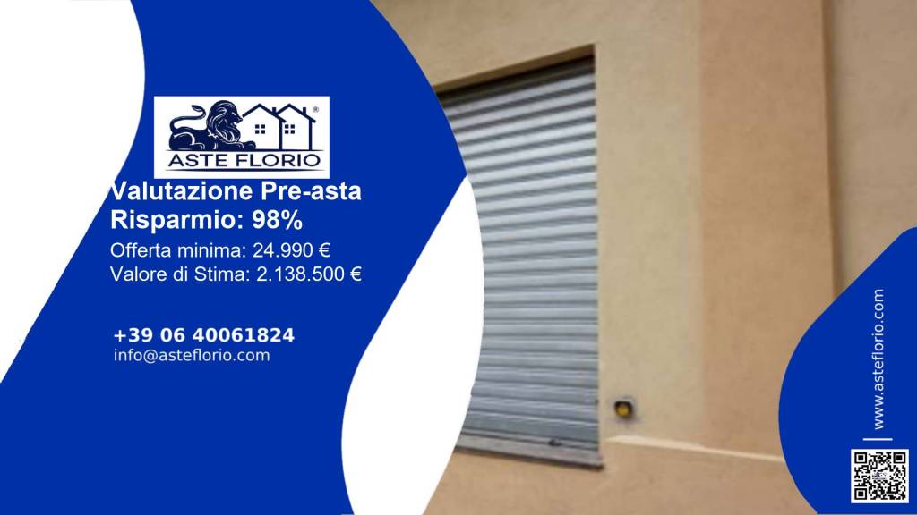 locale commerciale in vendita a Vibo Valentia in zona Centro Città