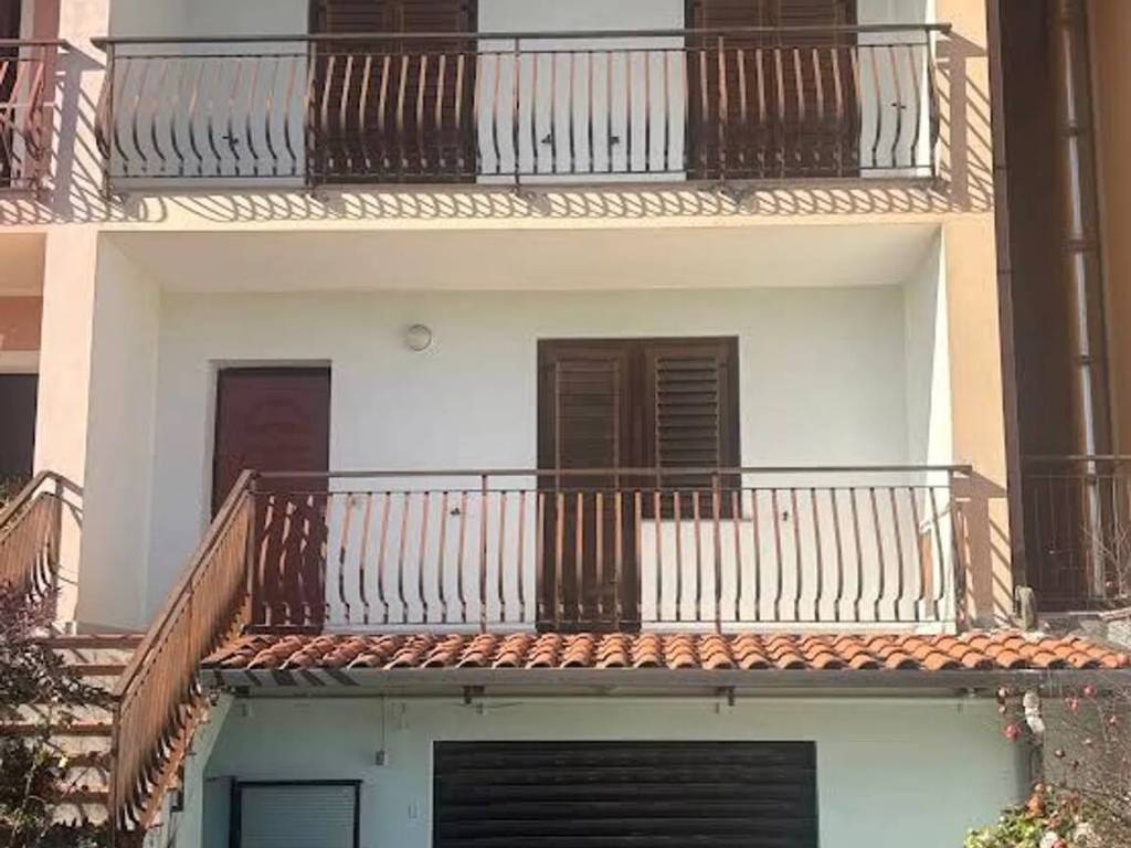 casa indipendente in vendita a Vibo Valentia in zona Centro Città
